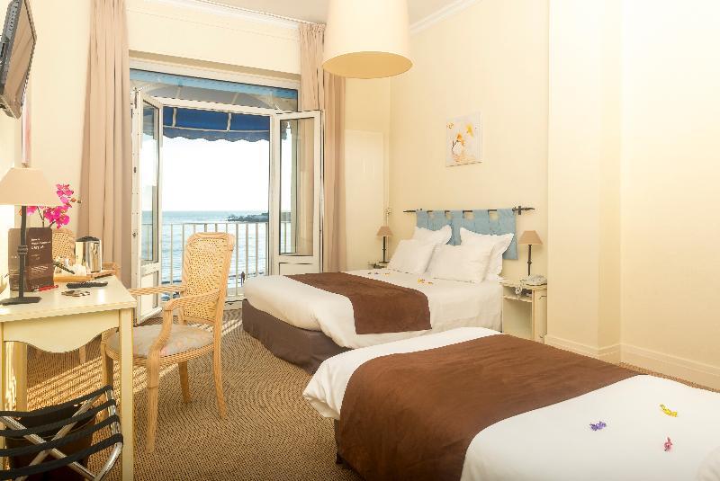 Cerise Royan - Le Grand Hotel De La Plage エクステリア 写真